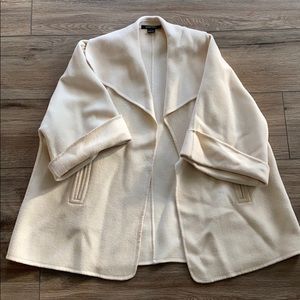 Ellen Tracy- Wool Coat- size large